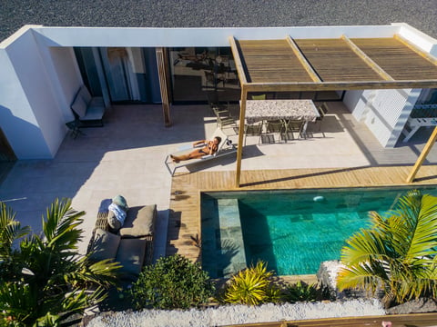 Luxury villa butler service and staff attention to detail