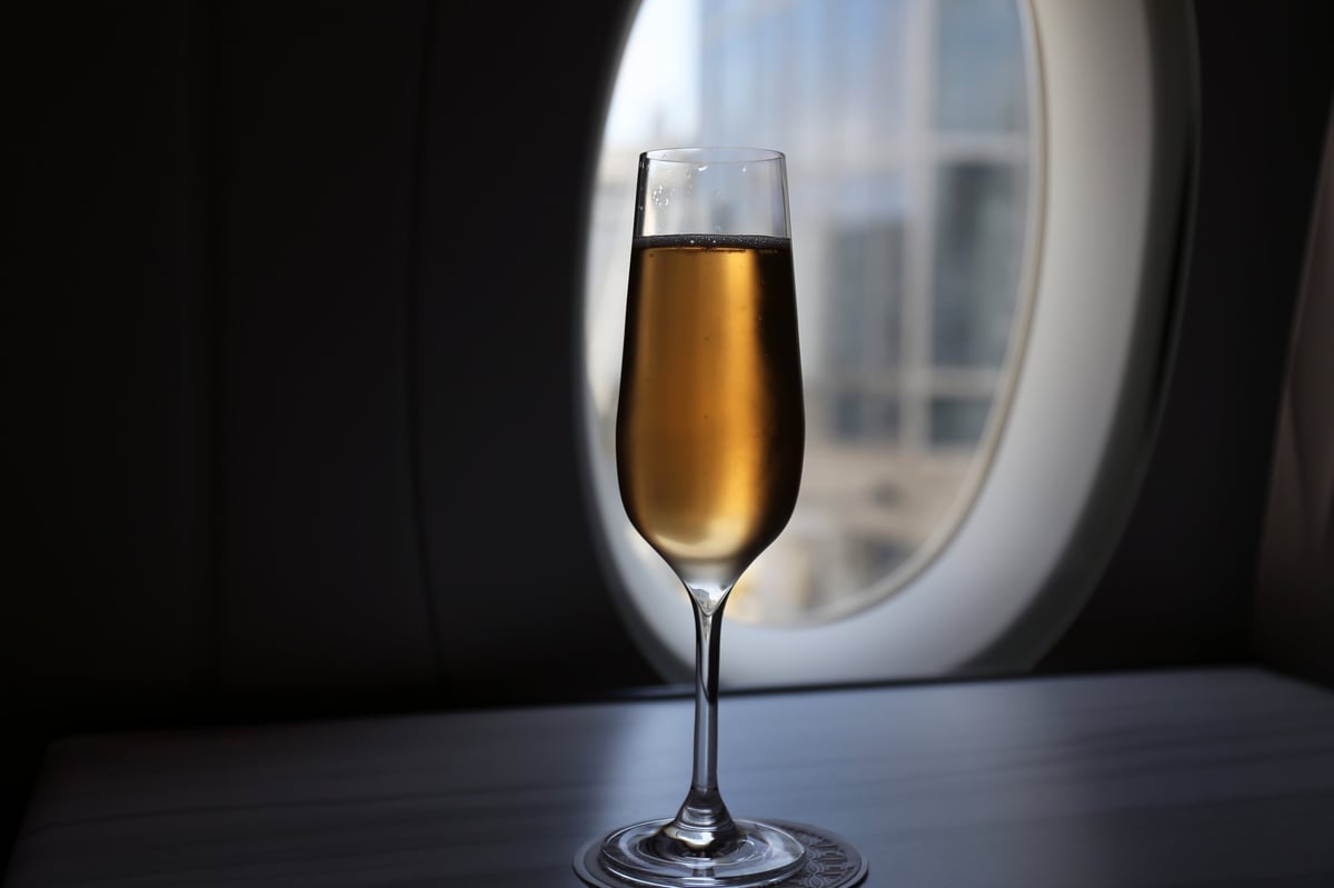 Overseas travel Business class Drink service upon boarding