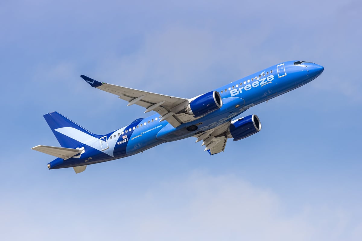 Breeze Airways Airbus A220 aircraft