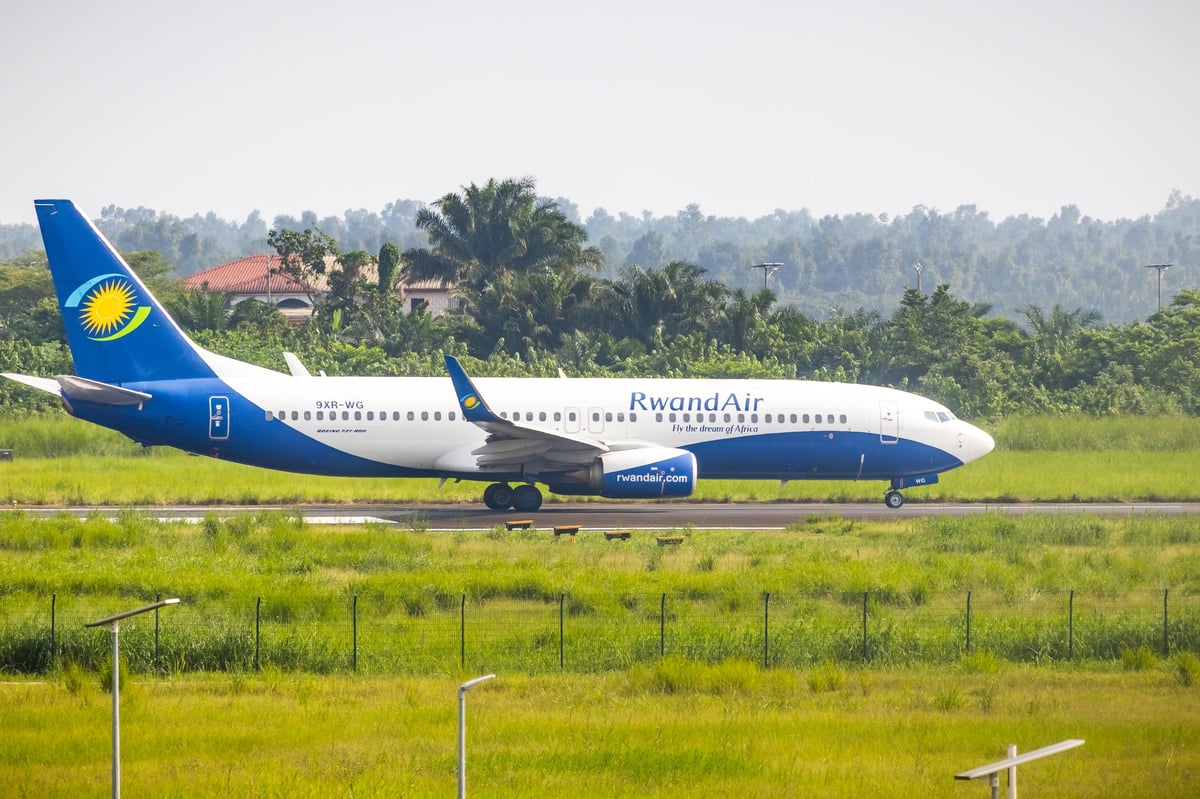 Rwandair's Airbus A330-200 taxiing out of the Douala International Airport