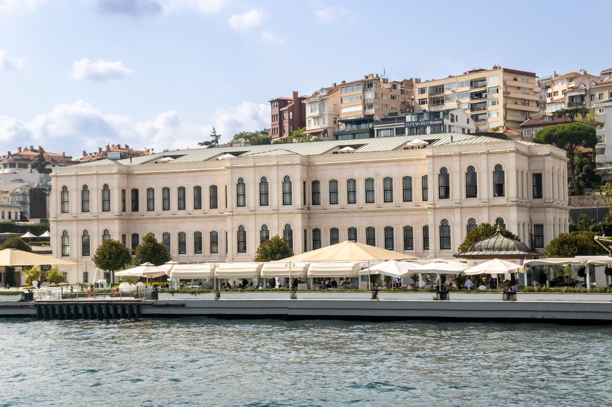 Mandarin Oriental Bosphorus Istanbul luxury waterfront